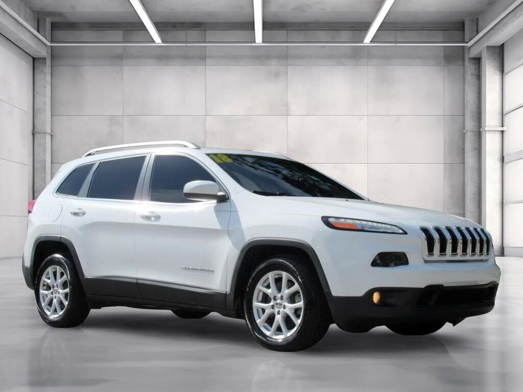 2018 JEEP Cherokee