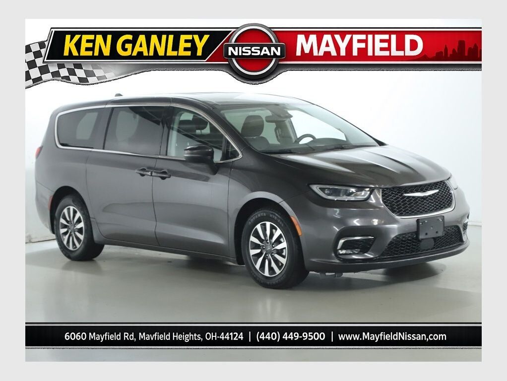 2023 CHRYSLER Pacifica