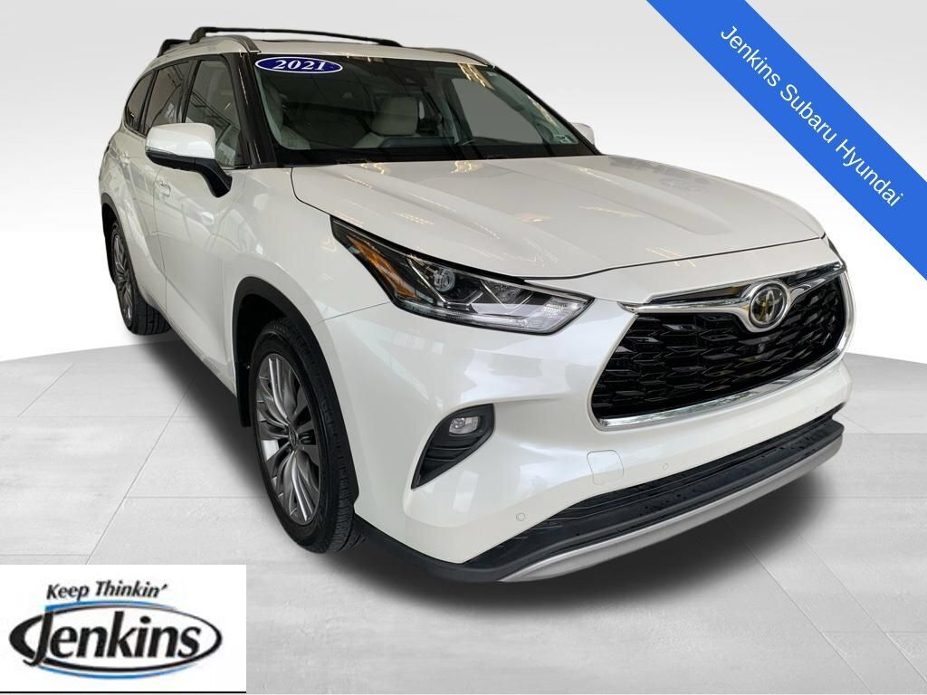 2021 TOYOTA Highlander