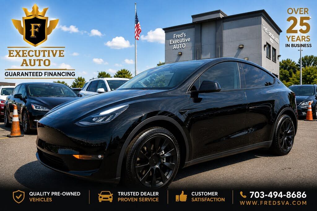 2023 TESLA Model Y