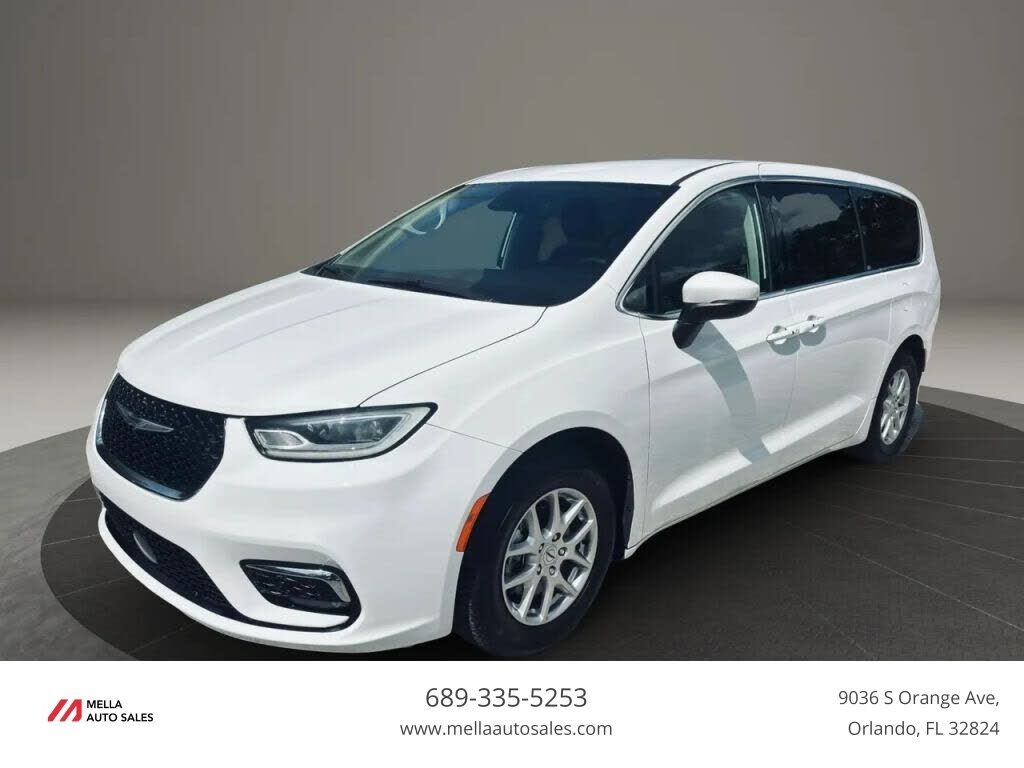 2023 CHRYSLER Pacifica