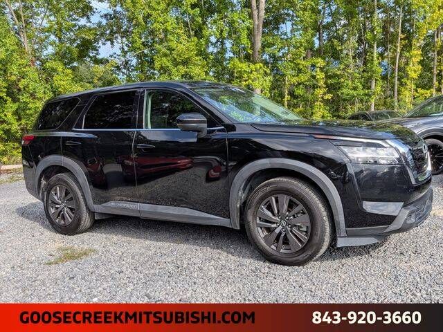 2022 NISSAN Pathfinder