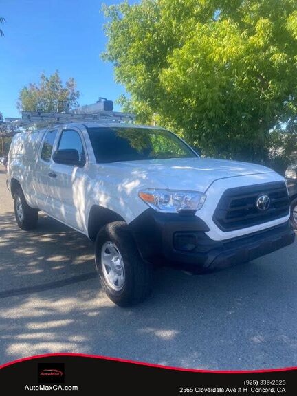 2020 TOYOTA Tacoma