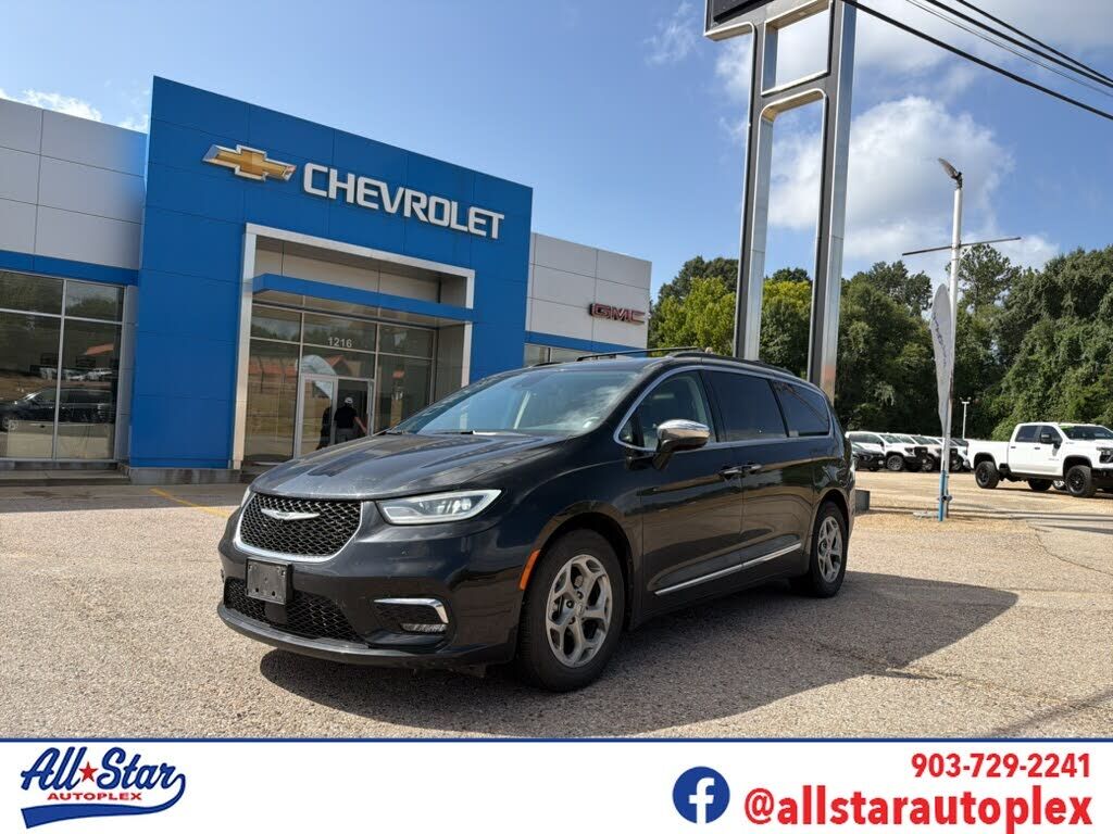 2023 CHRYSLER Pacifica