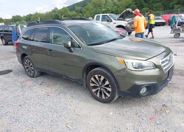 2016 SUBARU Outback