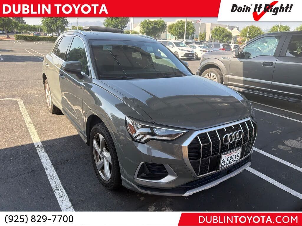 2019 AUDI Q3
