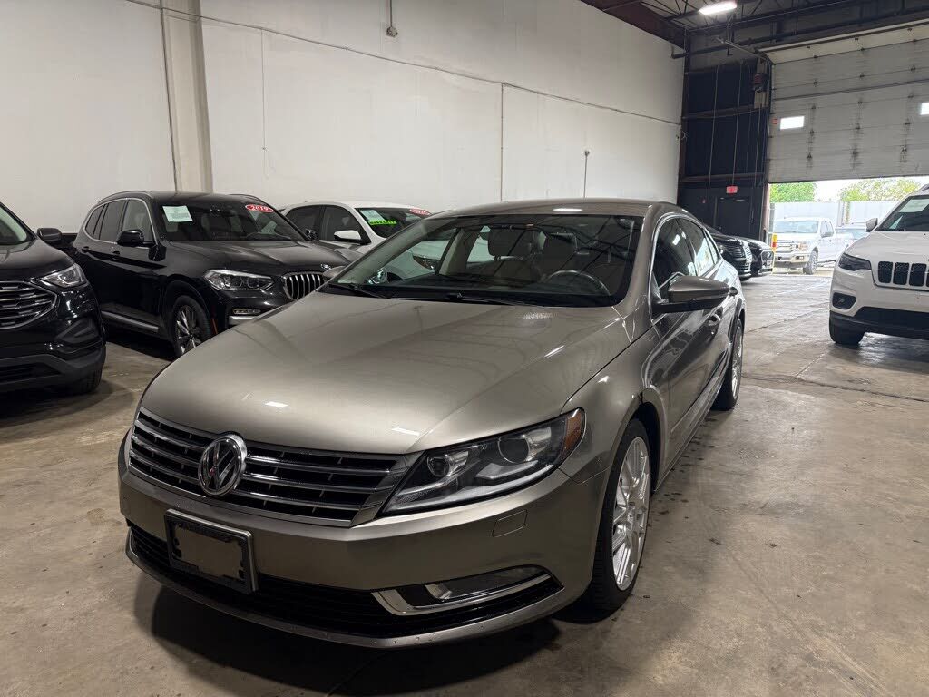 2013 VOLKSWAGEN Passat