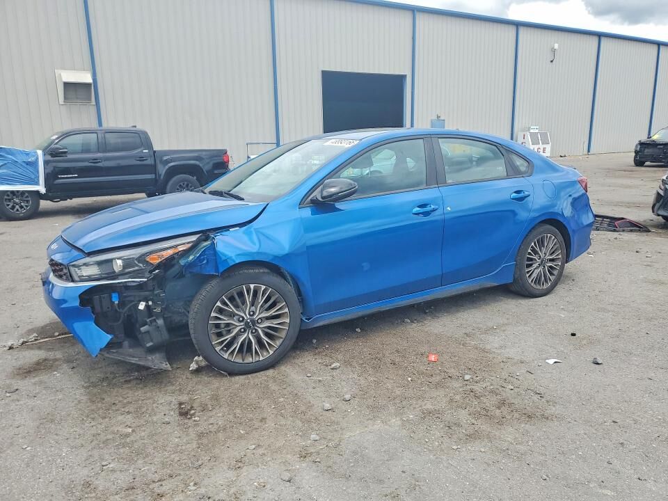 2023 KIA Forte