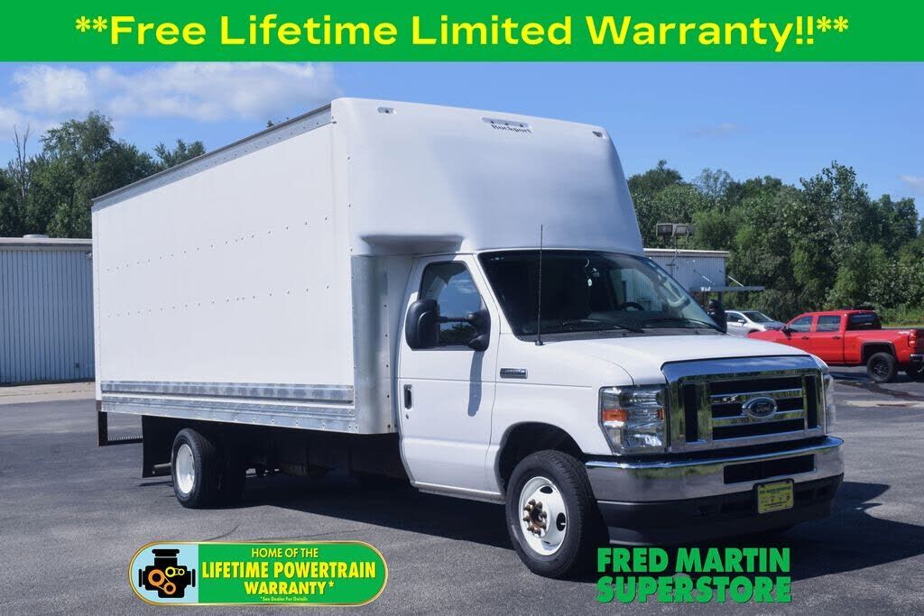2022 FORD E-350