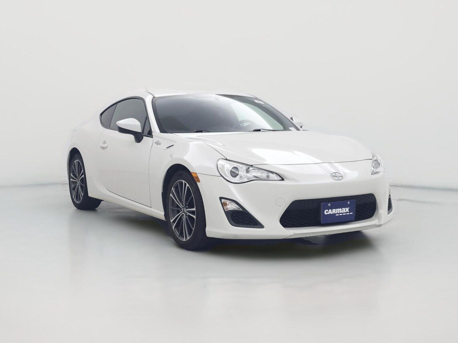 2016 TOYOTA Scion