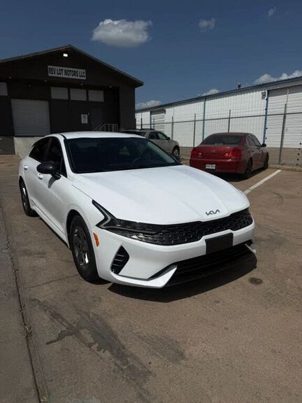 2022 KIA K5