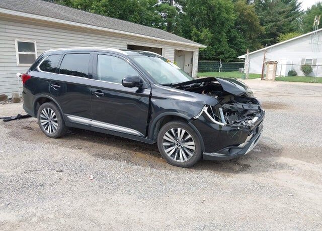 2019 MITSUBISHI Outlander