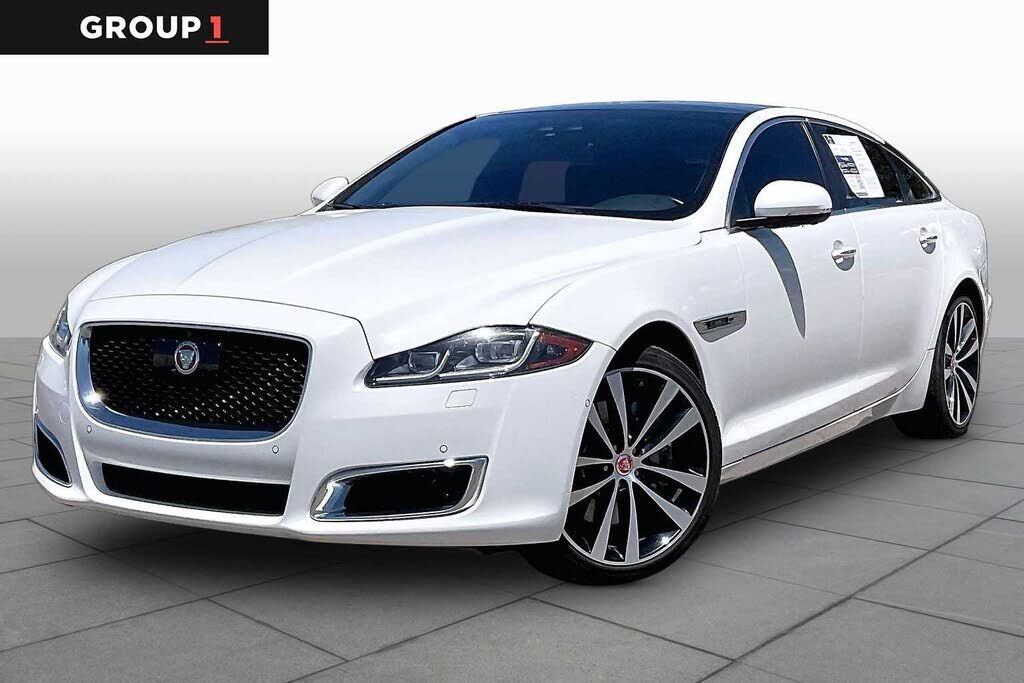 2019 JAGUAR XJ