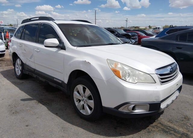 2012 SUBARU Outback