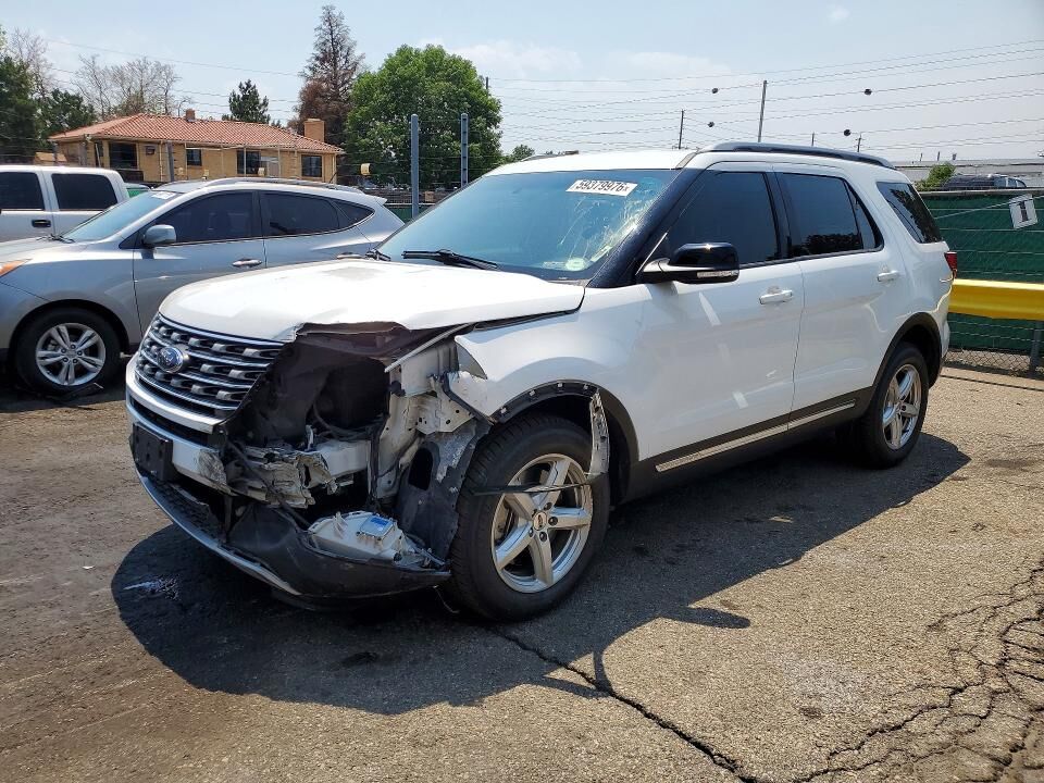 2016 FORD Explorer