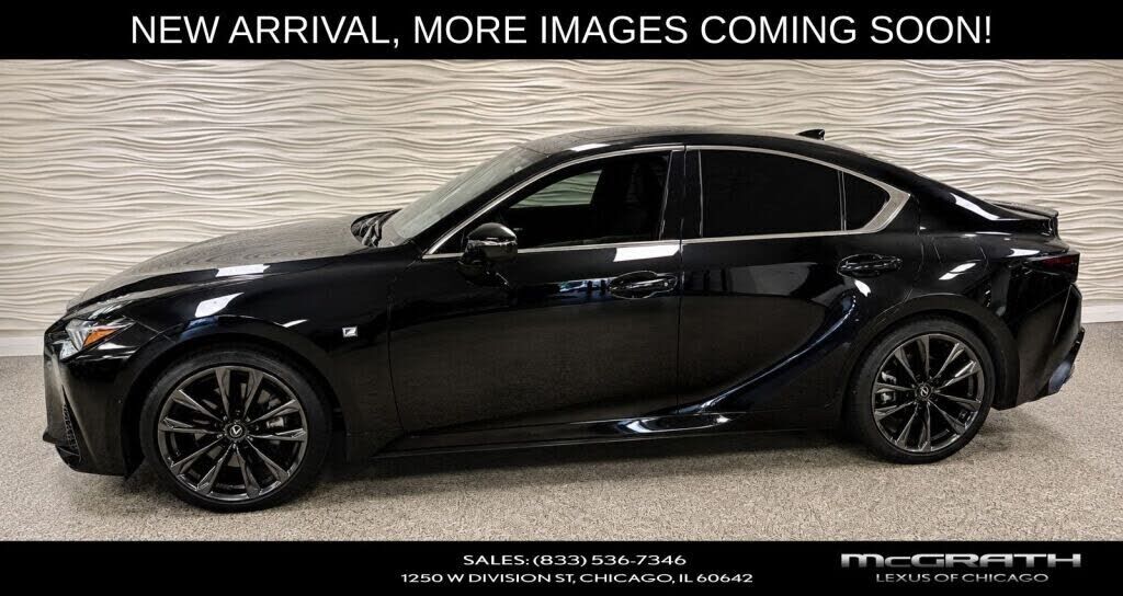 2023 LEXUS IS