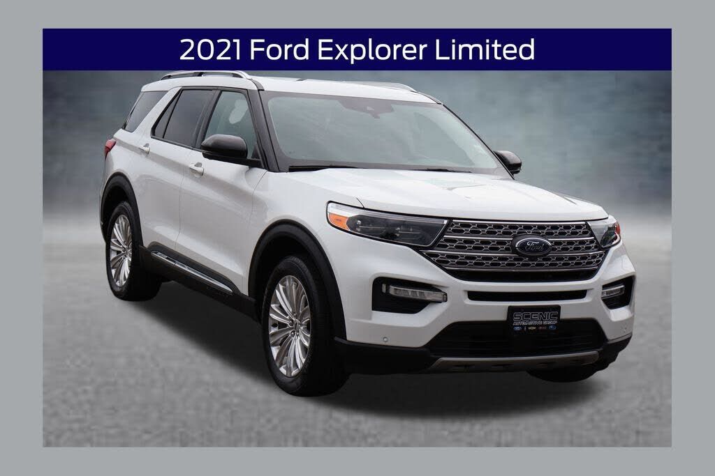 2021 FORD Explorer