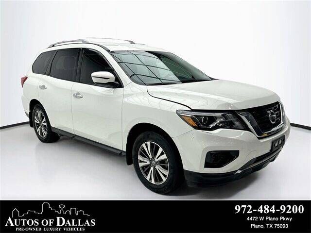 2017 NISSAN Pathfinder