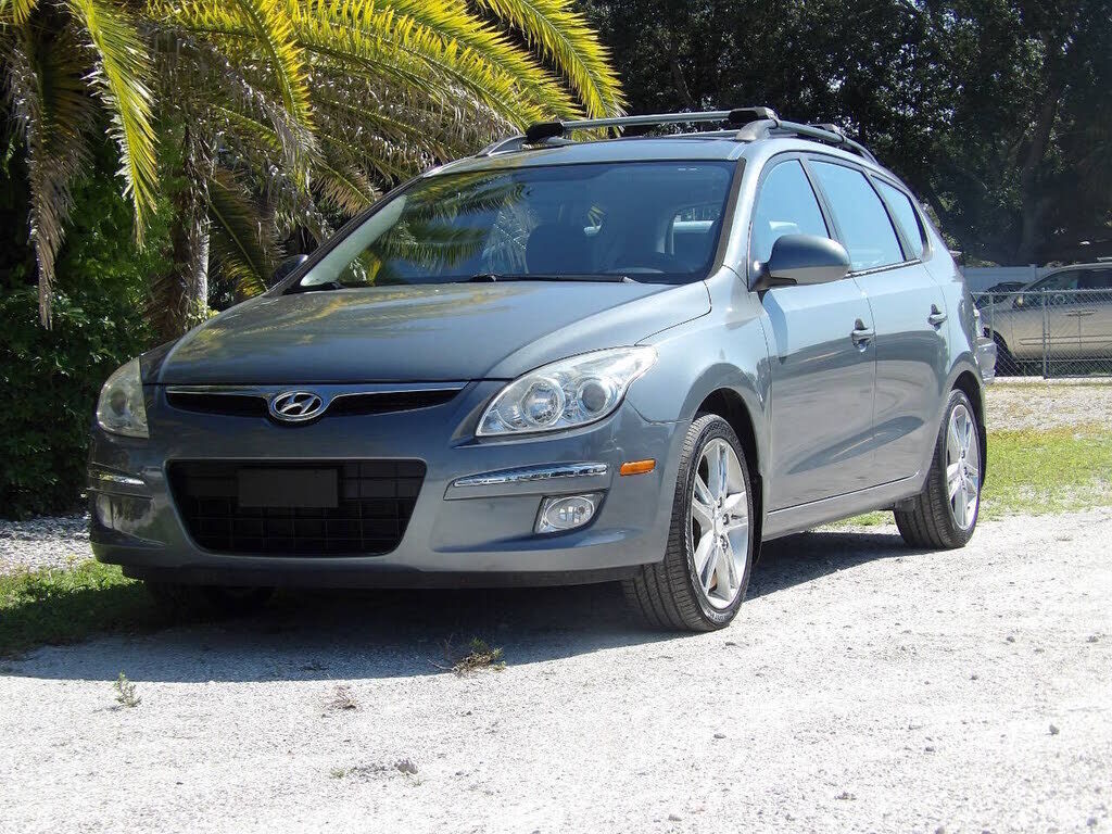 2010 HYUNDAI Elantra Touring