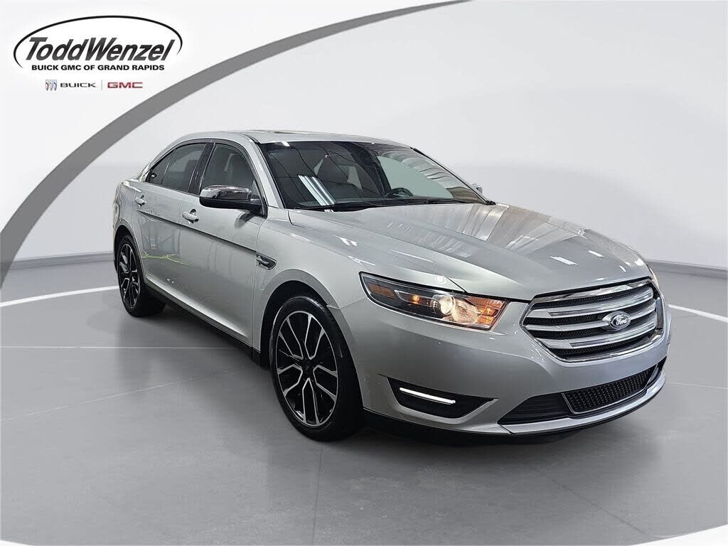 2017 FORD Taurus