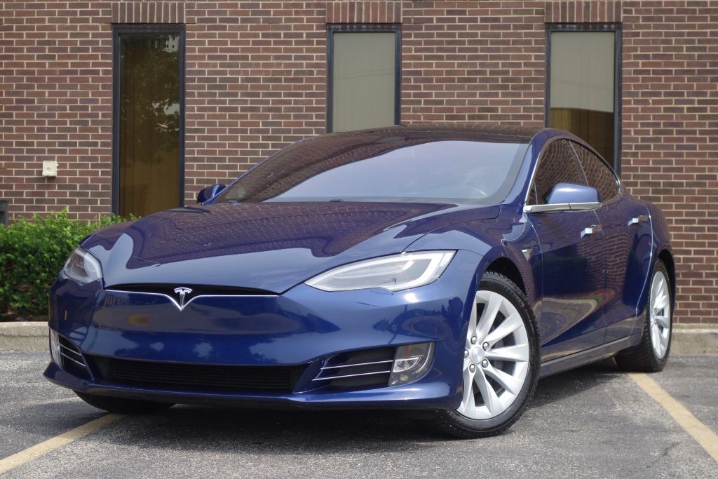 2018 TESLA Model S