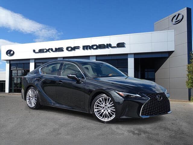2025 LEXUS IS
