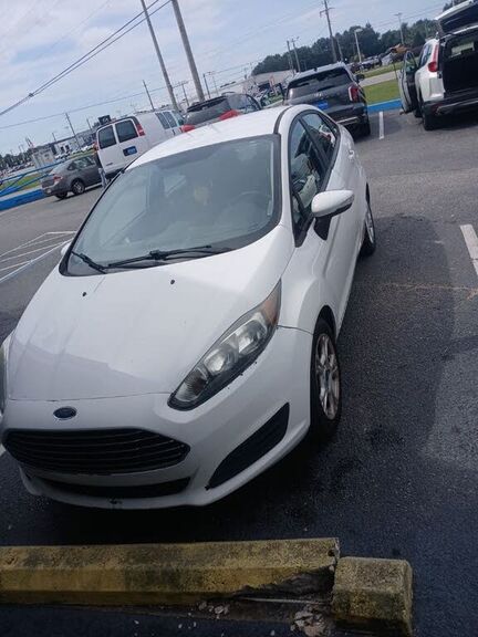 2016 FORD Fiesta