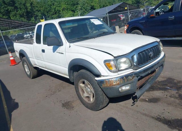 2004 TOYOTA Tacoma