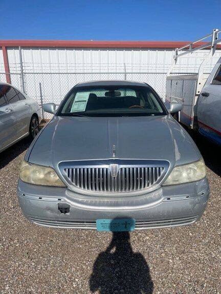 2007 LINCOLN Town Car