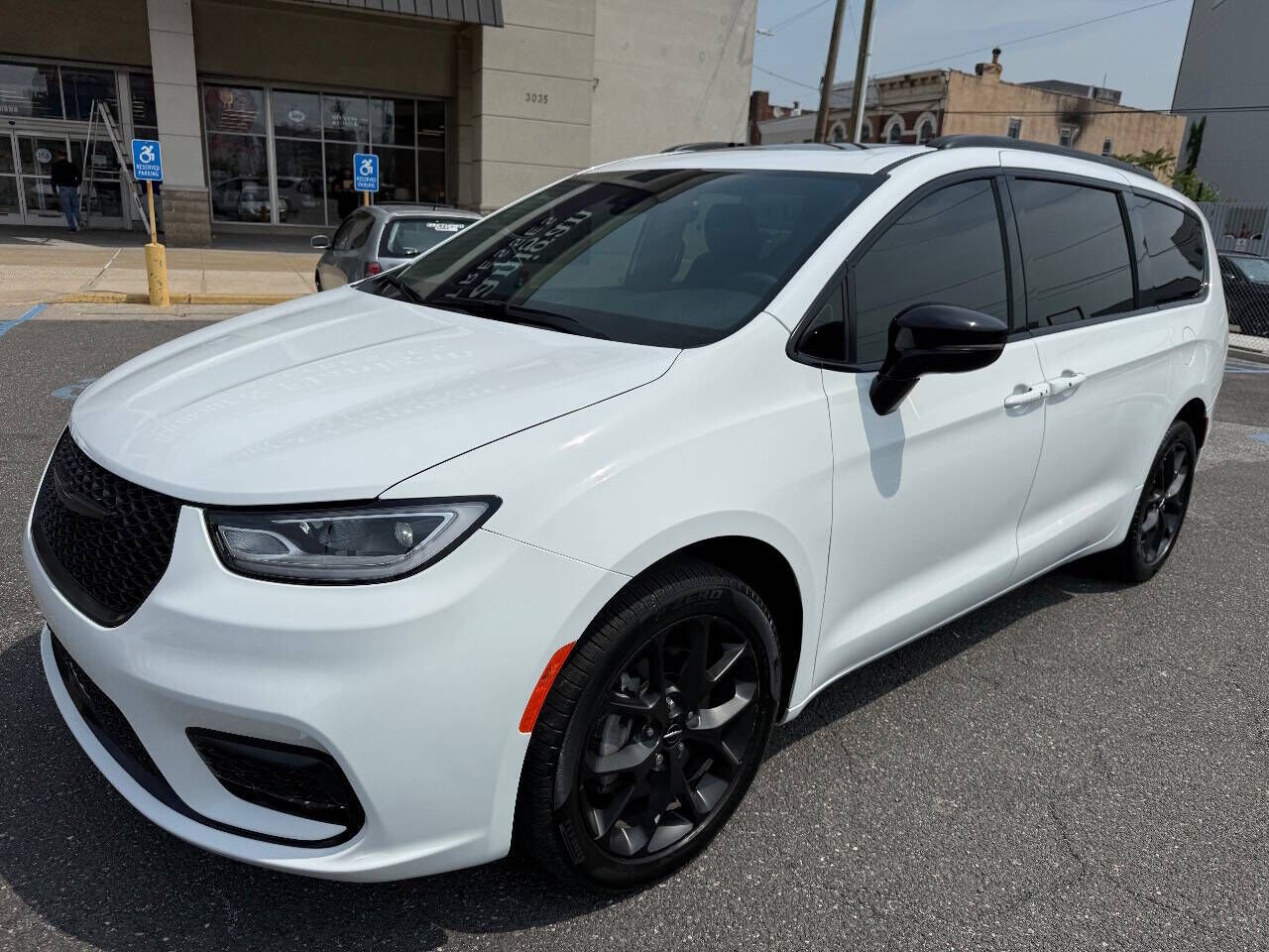 2024 CHRYSLER Pacifica