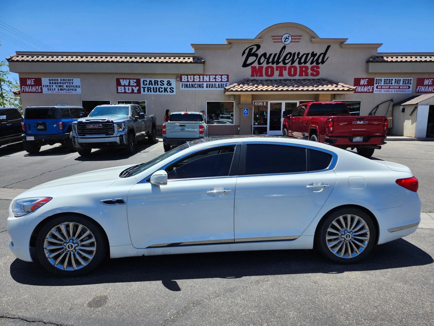 2015 KIA K900