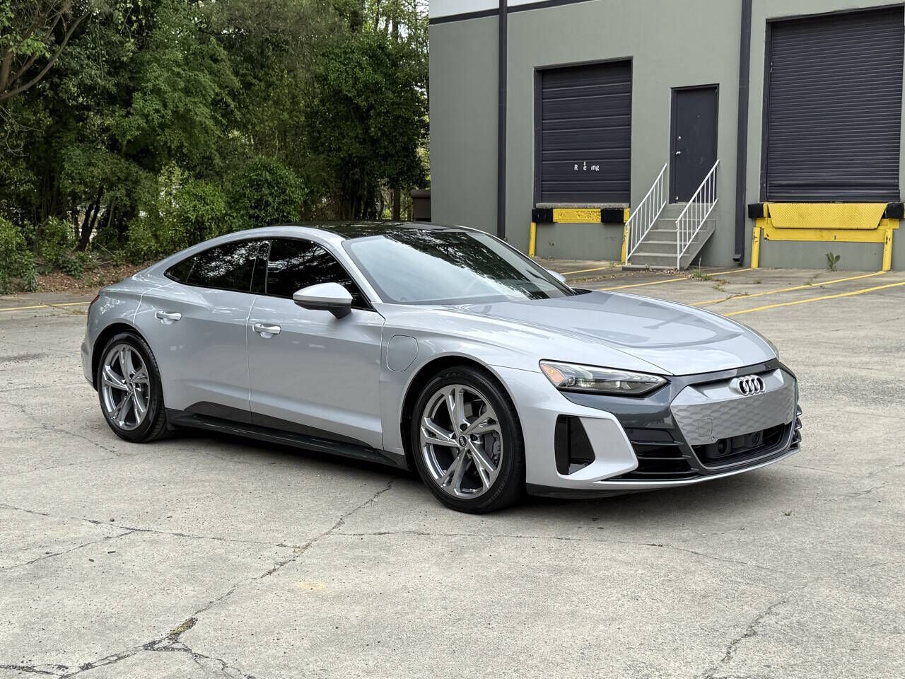2022 AUDI e-tron