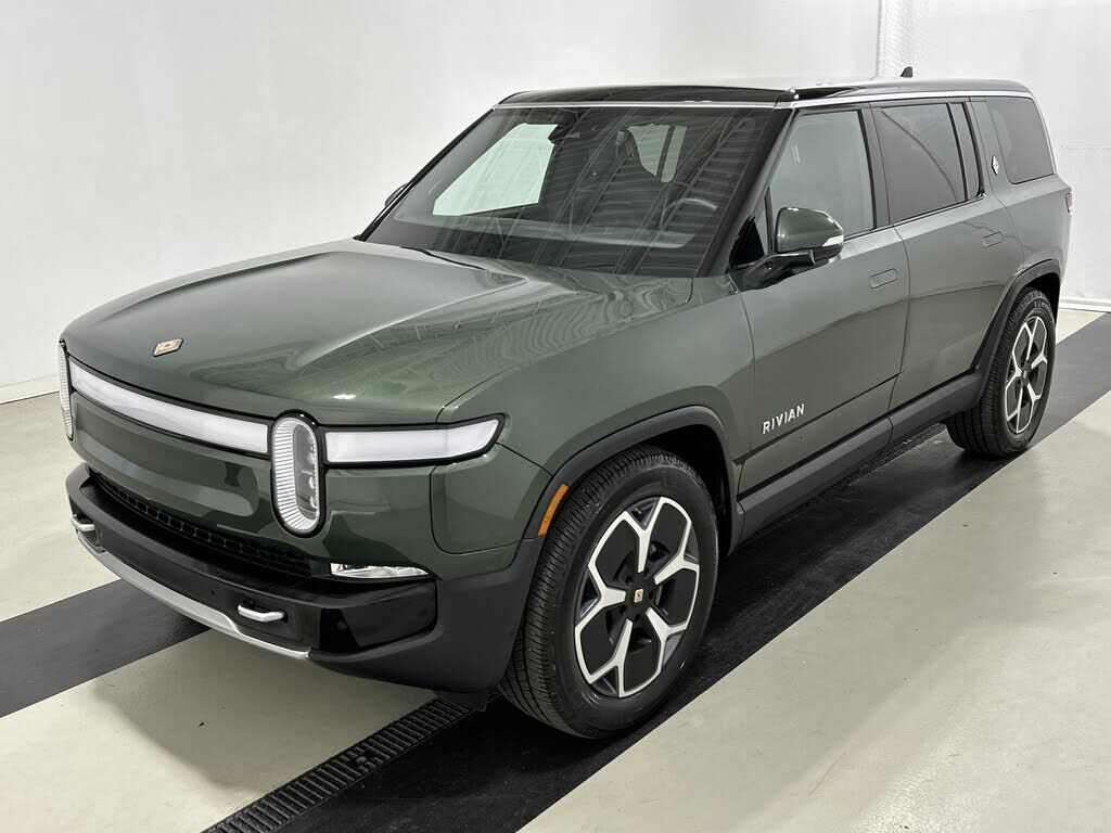 2024 RIVIAN R1S