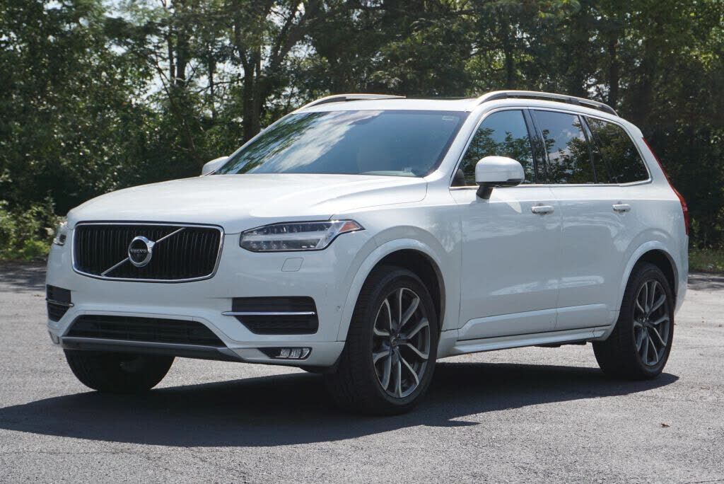 2017 VOLVO XC90