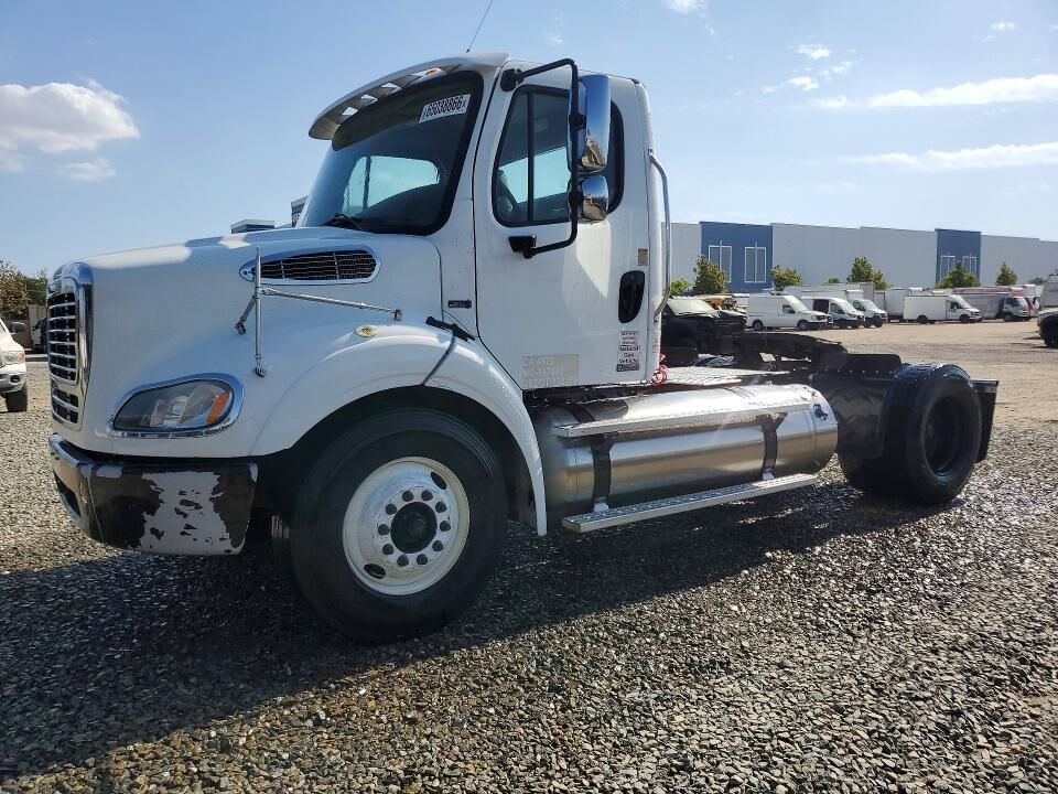 2018 FREIGHTLINER M2