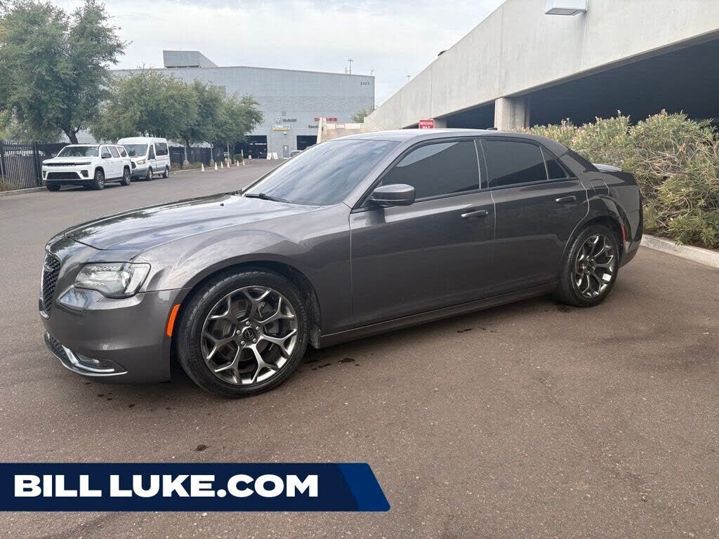 2015 CHRYSLER 300