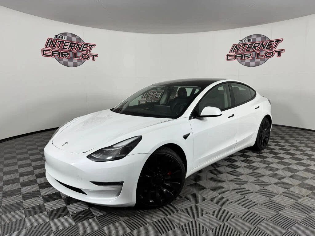 2023 TESLA Model 3