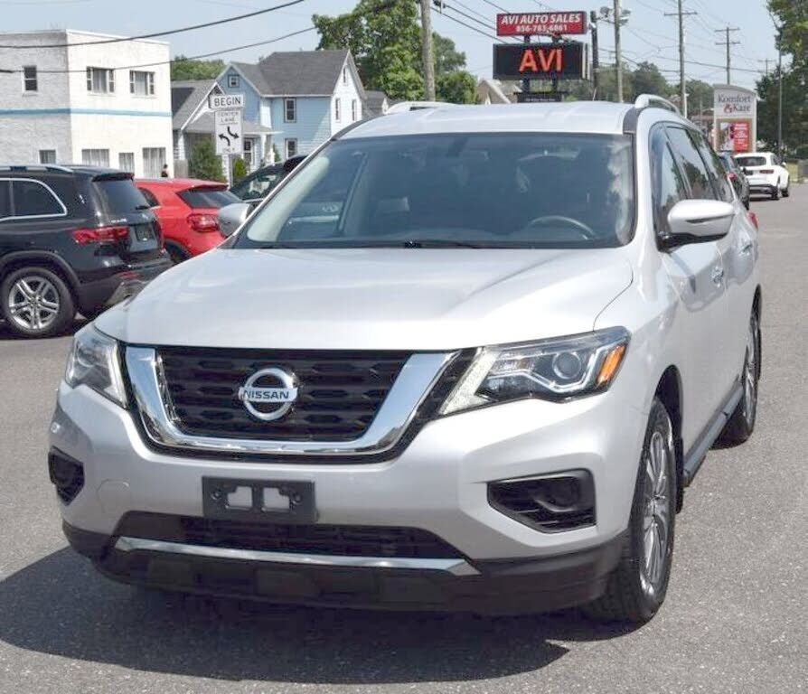 2018 NISSAN Pathfinder