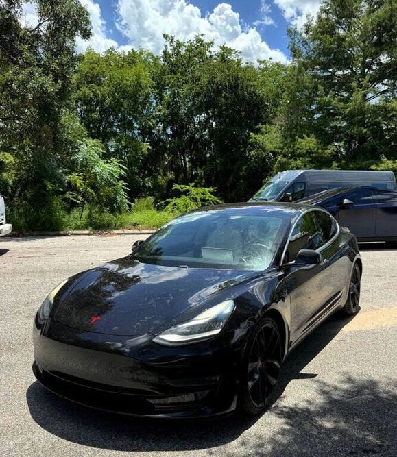 2018 TESLA Model 3