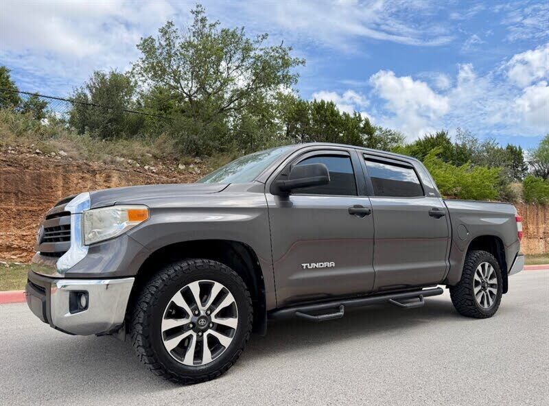2015 TOYOTA Tundra