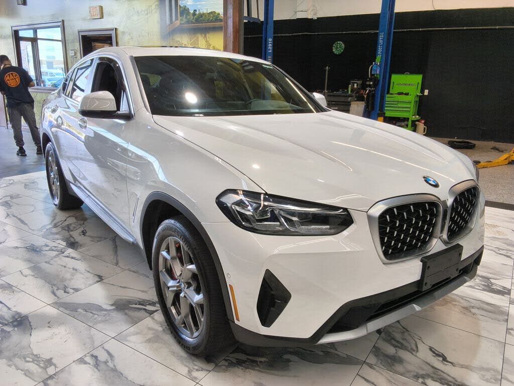 2024 BMW X4