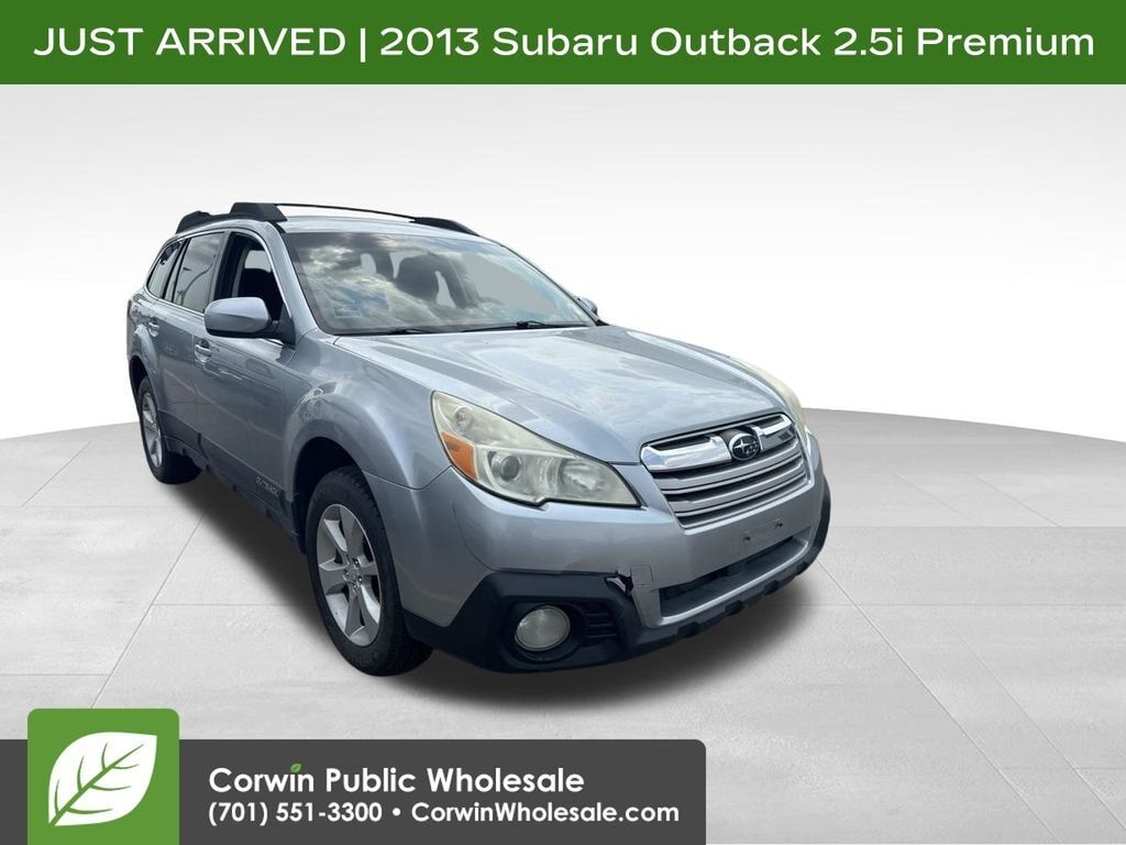 2013 SUBARU Outback
