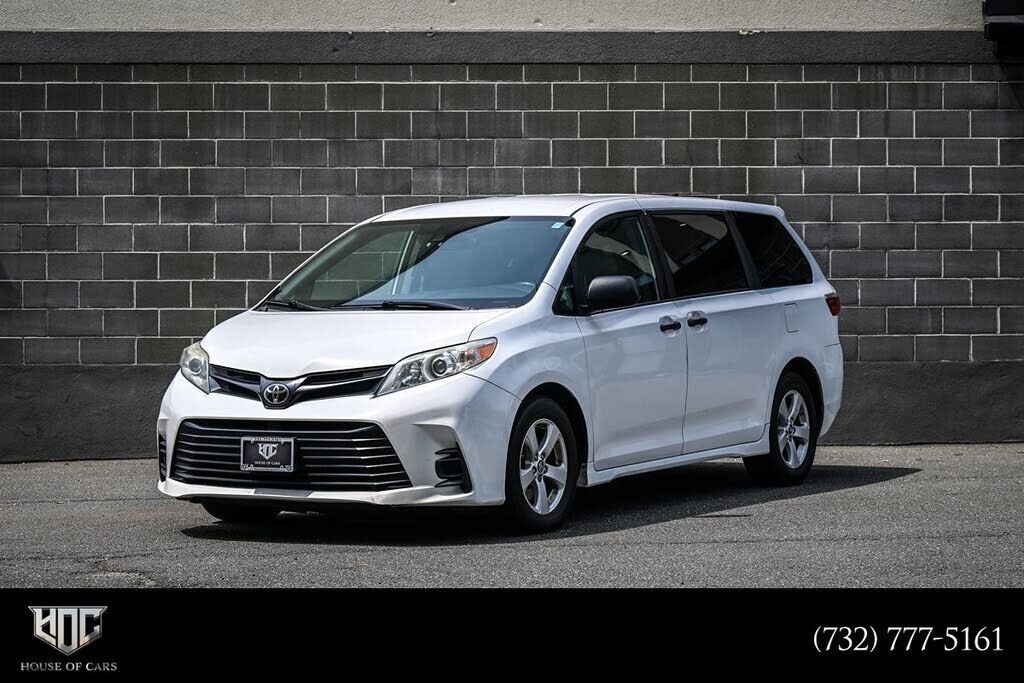 2020 TOYOTA Sienna