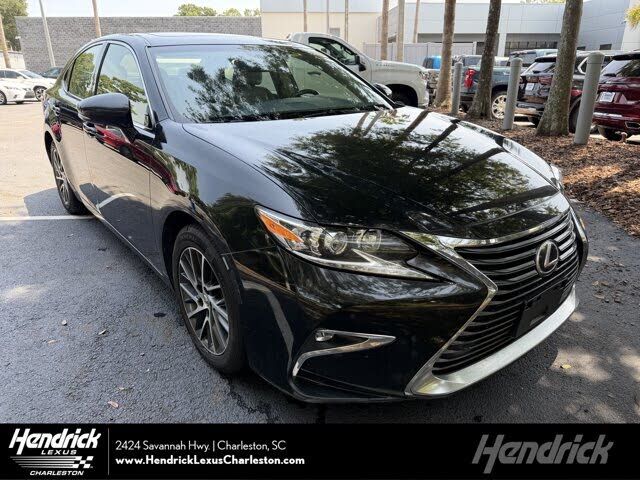 2016 LEXUS ES