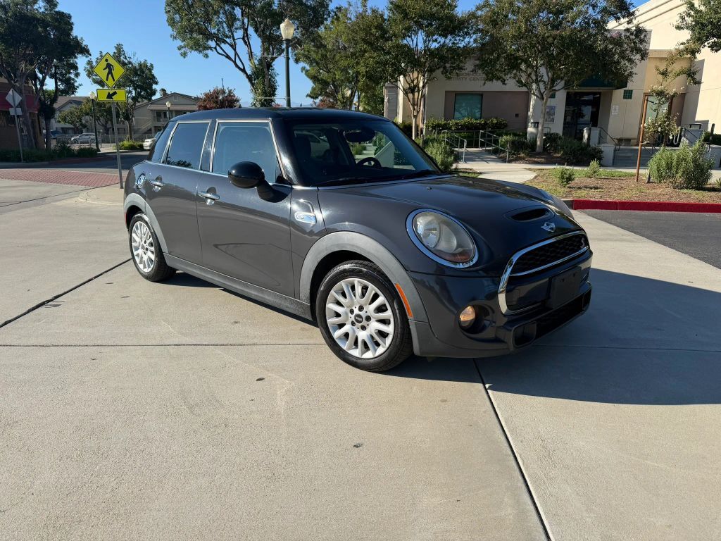 2015 MINI Hardtop