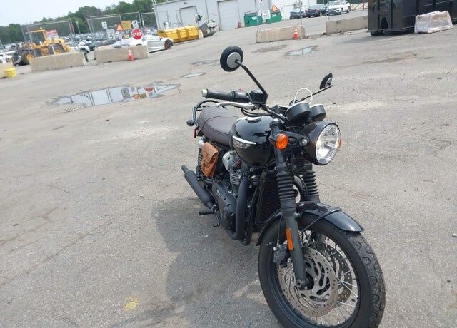 2017 TRIUMPH Bonneville