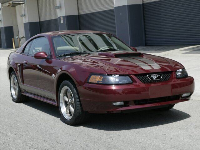 2004 FORD Mustang