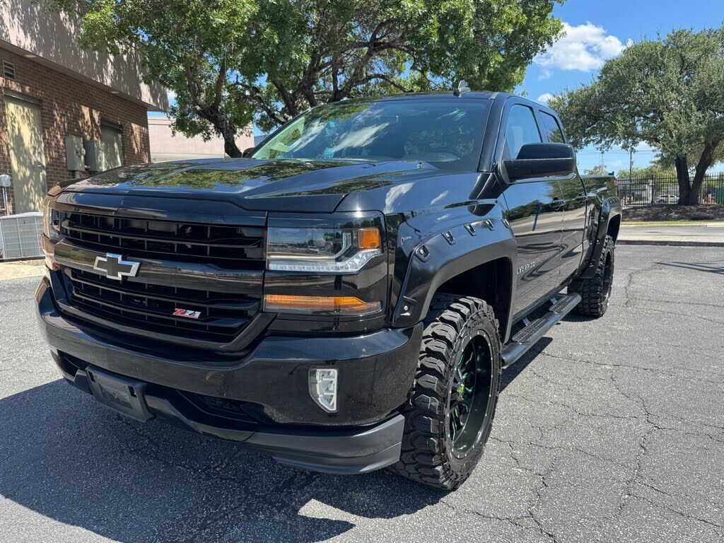 2018 CHEVROLET Silverado