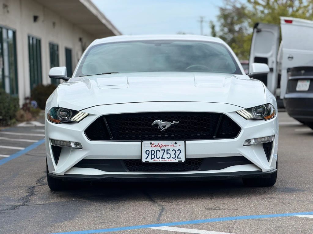 2018 FORD Mustang