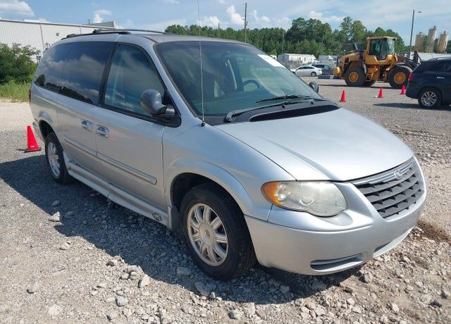 2007 CHRYSLER Town and Country